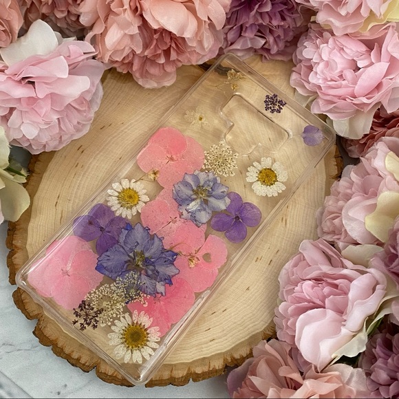 Beautiful Hand Pressed Flower Samsung Galaxy Note 9 Phone Case - Picture 11 of 15